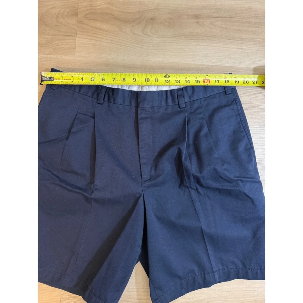 L.L. Bean Pleated Chino Shorts Men 38 Navy Blue Casual Preppy Classic